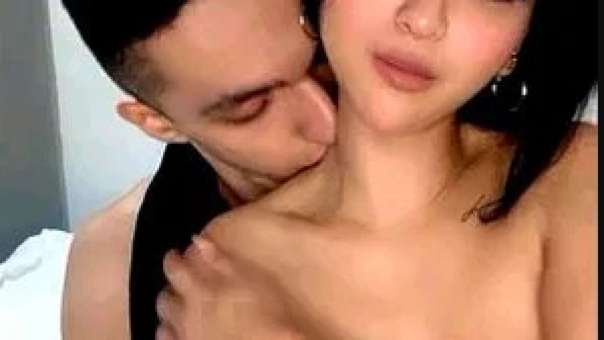 Cewek Bispak cantik ngajak ngentod live