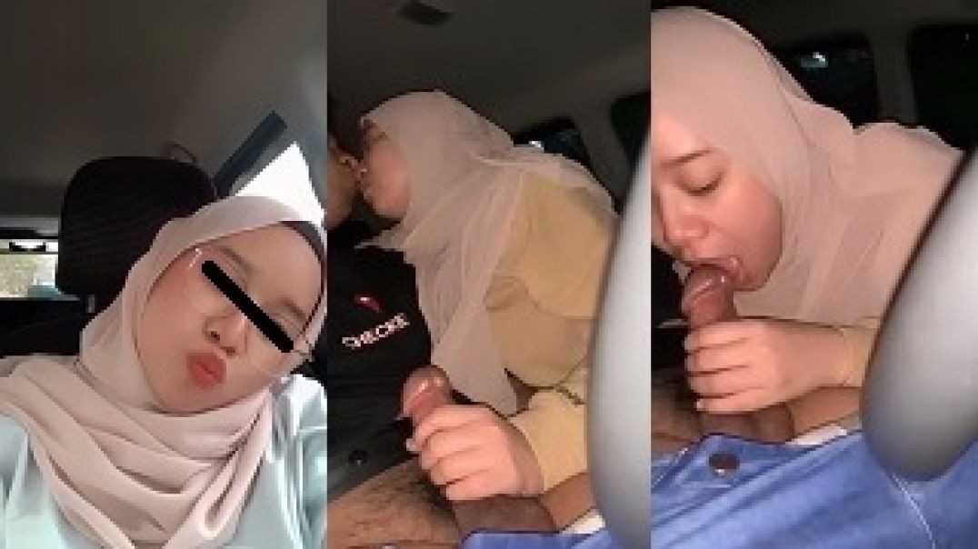 ⁣ABG Seleb TikTok Nyepong Manja dalam Mobil