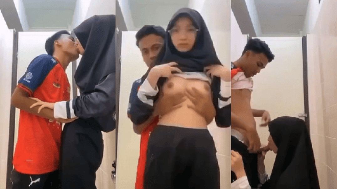 ⁣ABG Cantik Ngewe Bareng Pacar di Toilet Umum